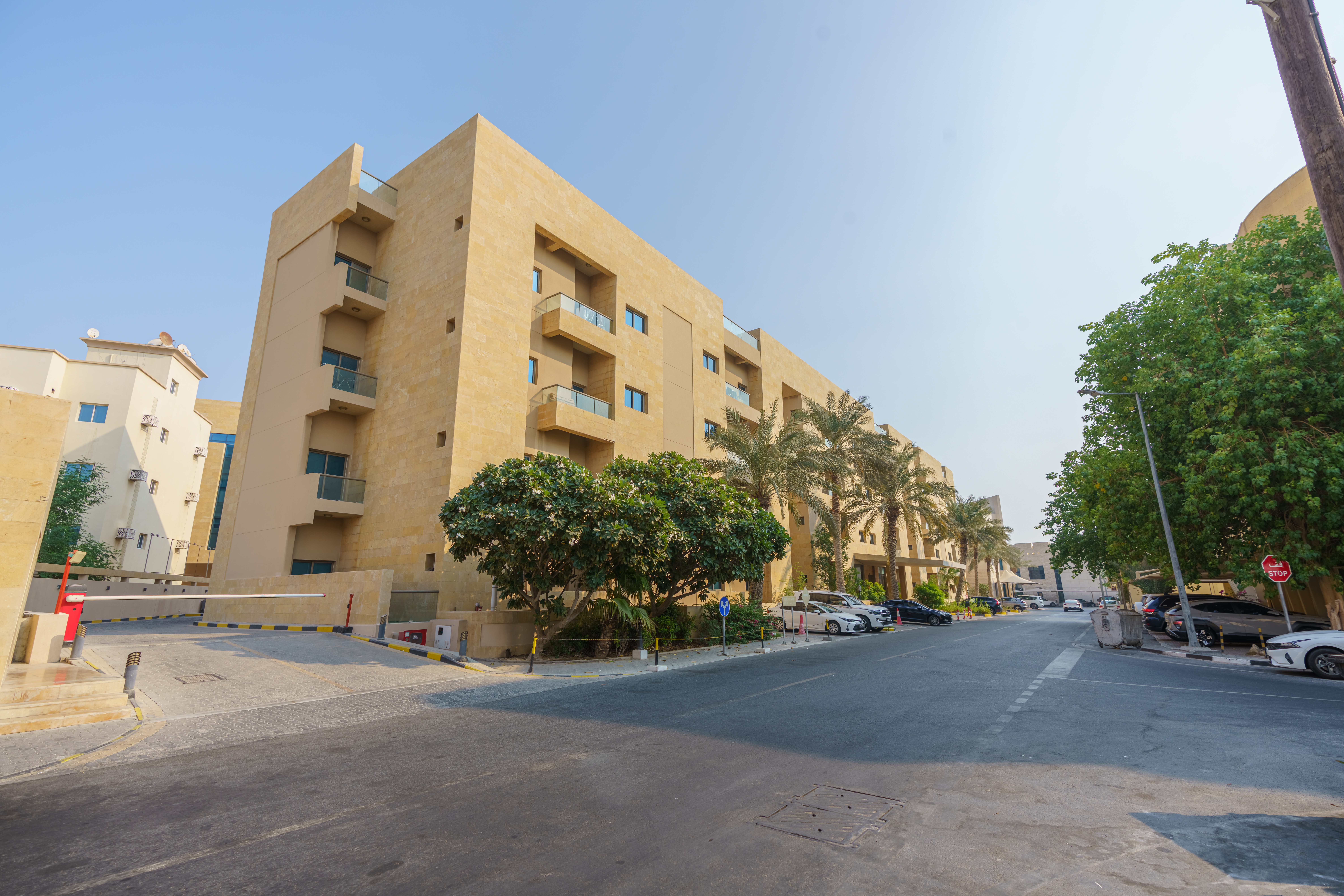 2 BHK F/FURNISHED APARTMENTS